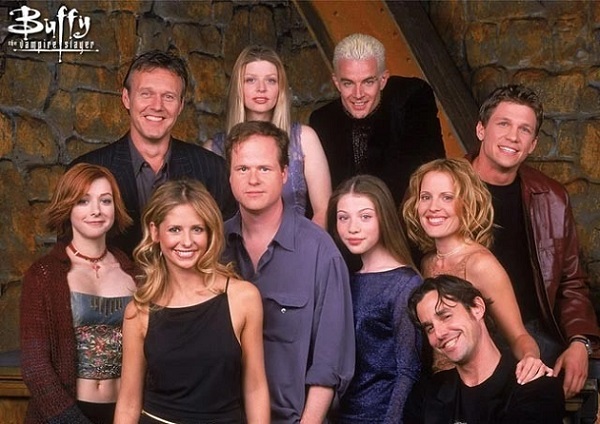 Descubra como estão os integrantes do Elenco de 'Buffy, a Caça-Vampiros' 1